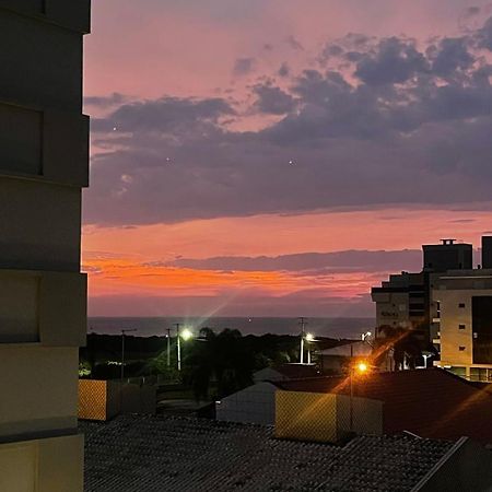 Novissimo! Charmoso E A 3 Minutos A Pe Da Praia Governador Celso Ramos Εξωτερικό φωτογραφία